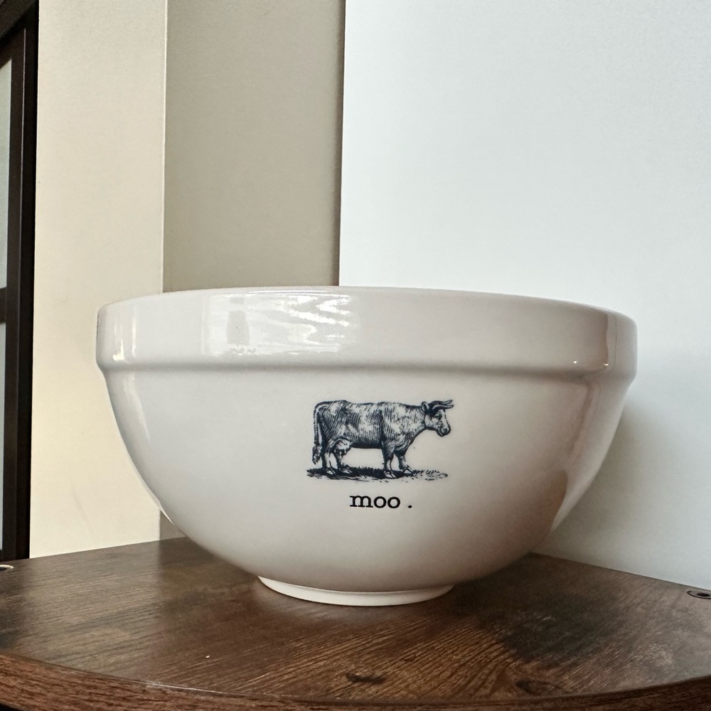 Rae Dunn OG rare MOO farmline mixing bowl 🐮